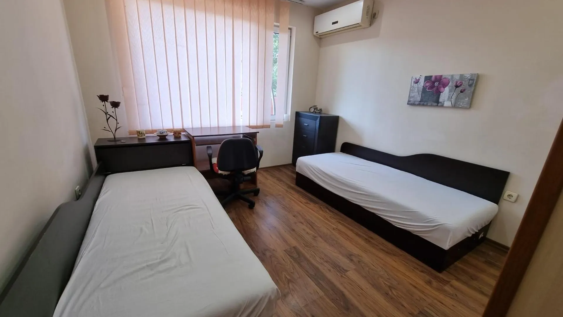 Sunny Days Apartment Varna